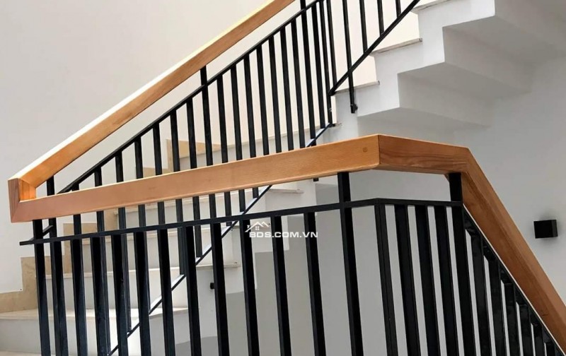 Cho thuê nhà, THANG MÁY, 158m2- 5T, Nguyễn Tuân, Vũ Trọng Phụng -53 tr